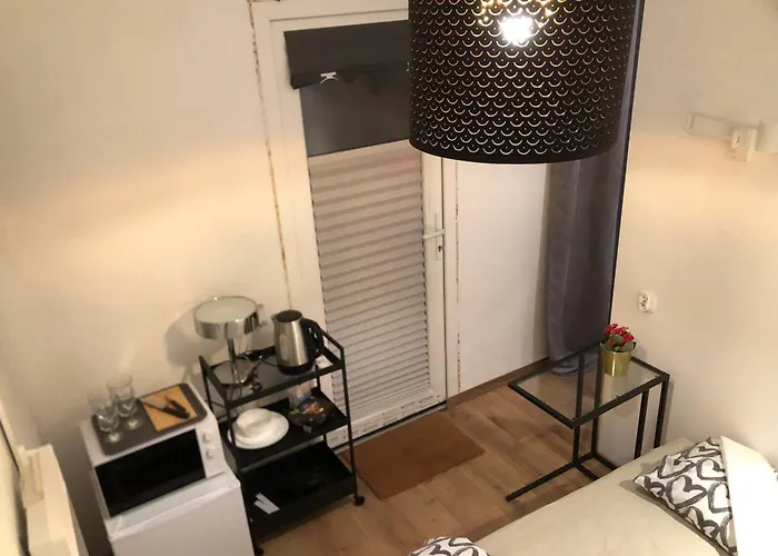 Mini Studio A Bed4U Late Check In